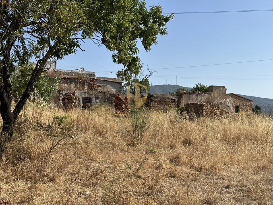 Terreno para Venda em Quelfes Foto 35
