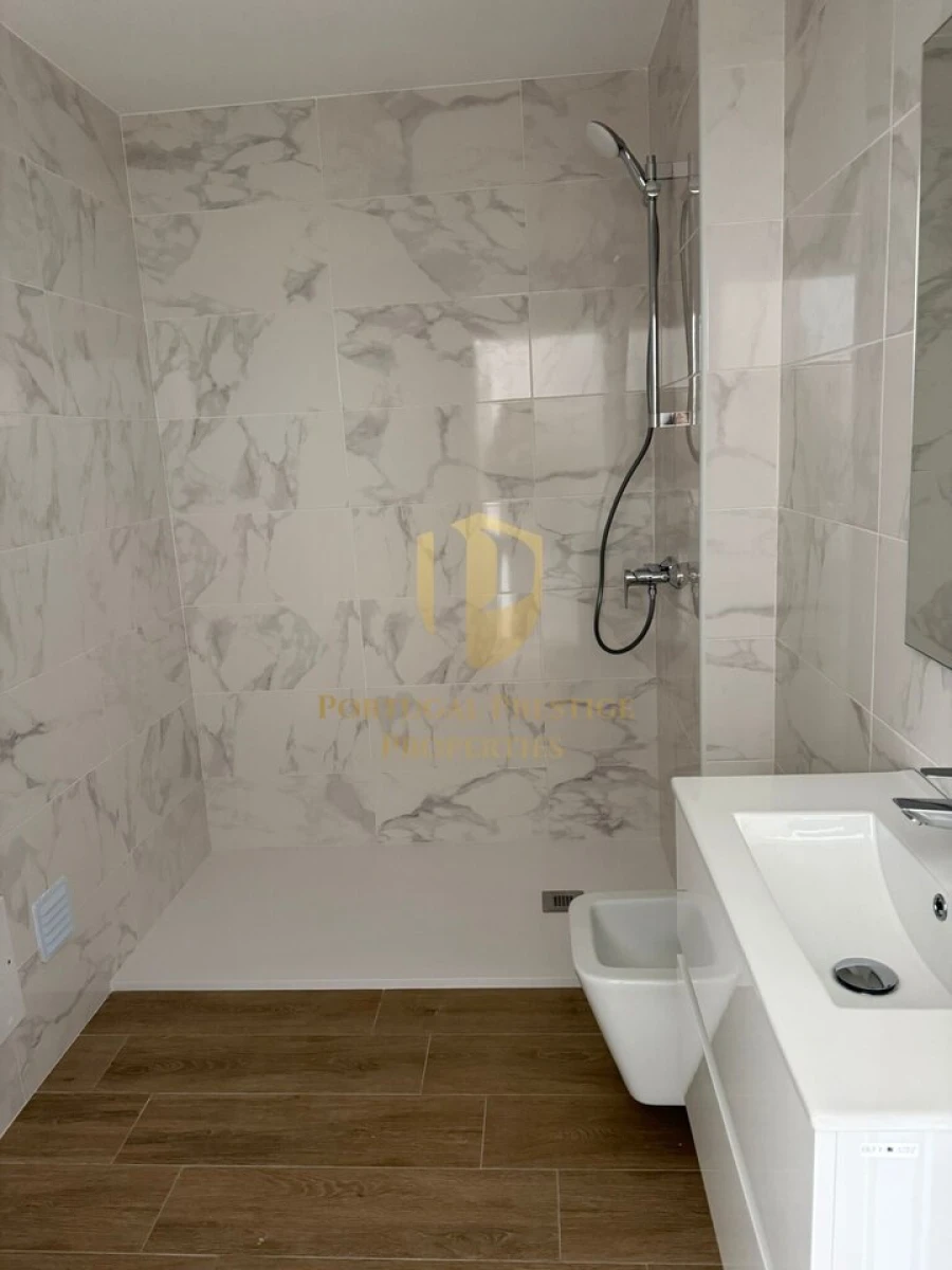 Apartamento T3 para Venda em Monte Gordo Foto 9