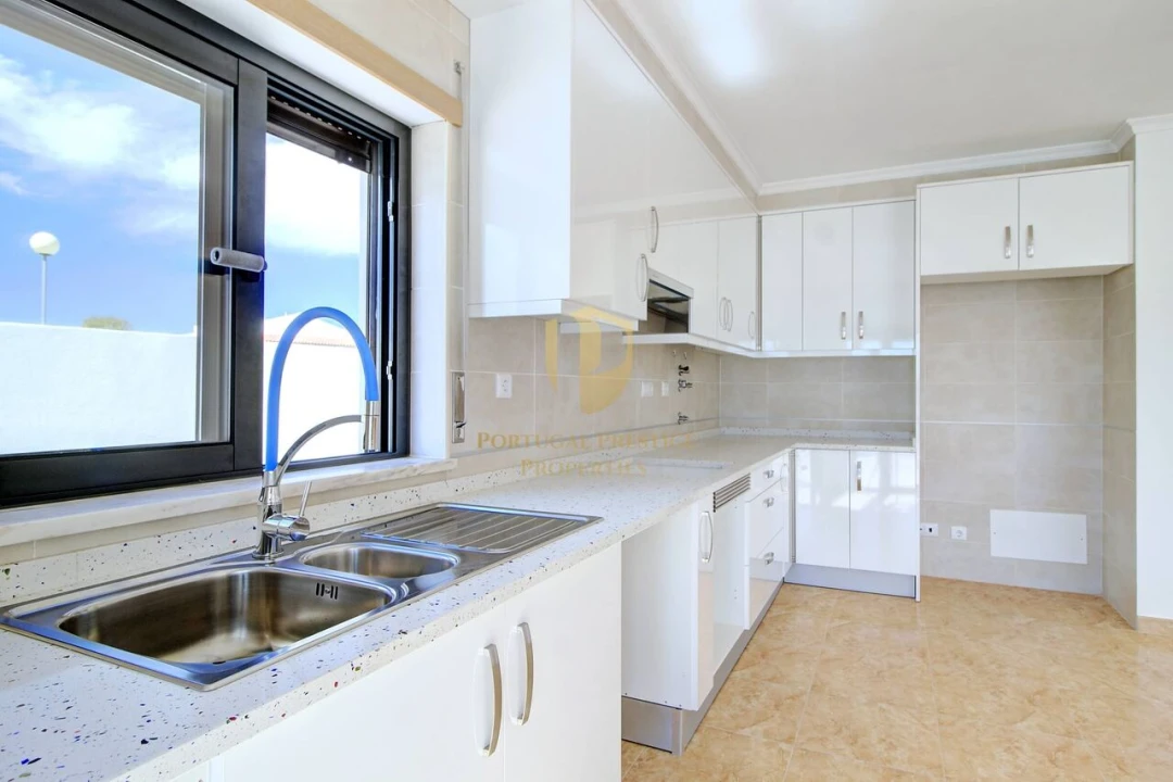 Moradia T3 para Venda em Vila Nova de Cacela Foto 6