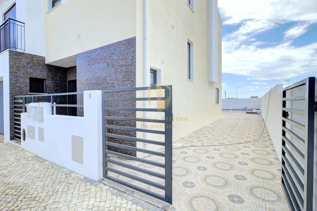 Moradia T3 para Venda em Vila Nova de Cacela Foto 8