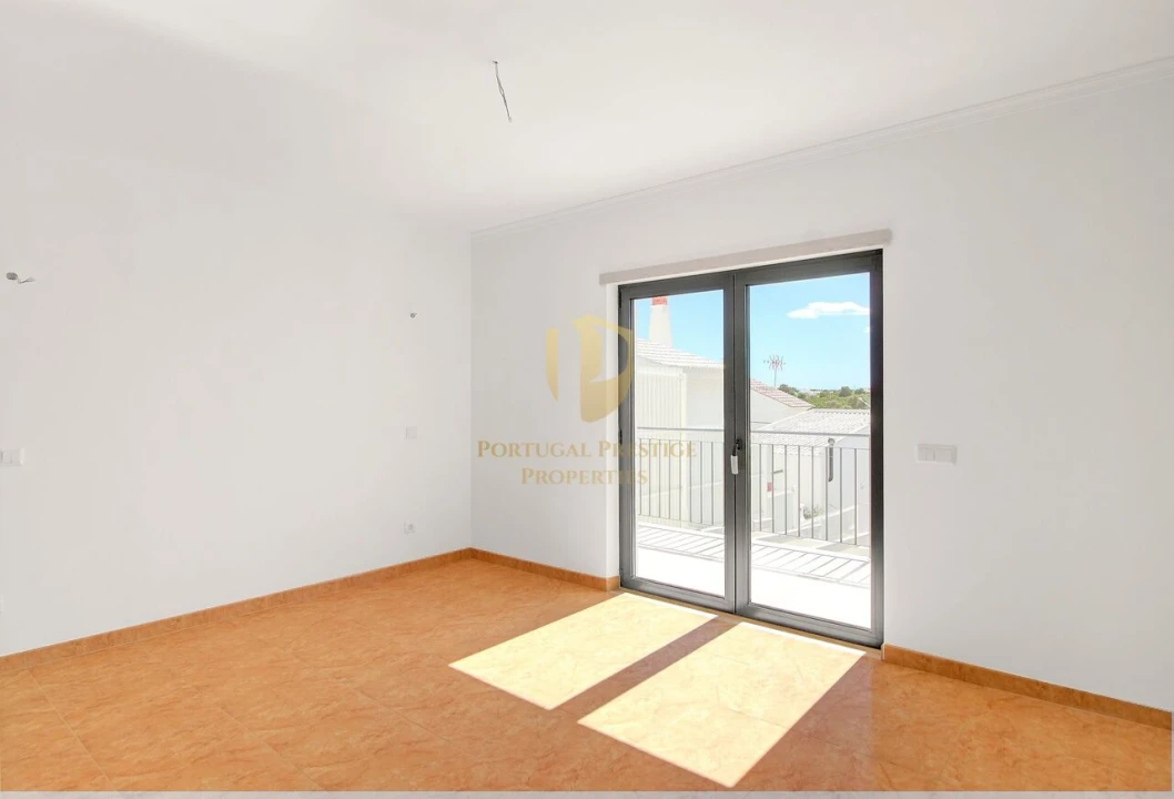 Moradia T3 para Venda em Vila Nova de Cacela Foto 14