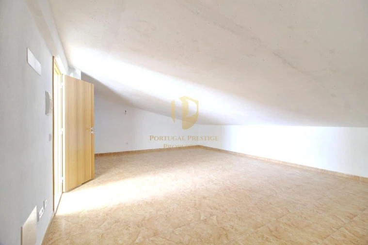 Moradia T3 para Venda em Vila Nova de Cacela Foto 22