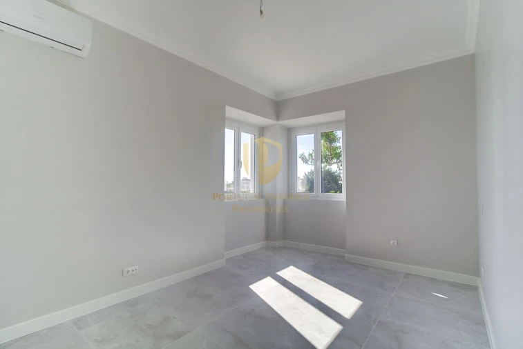 Moradia T6 para Venda em Vila Nova de Cacela Foto 17