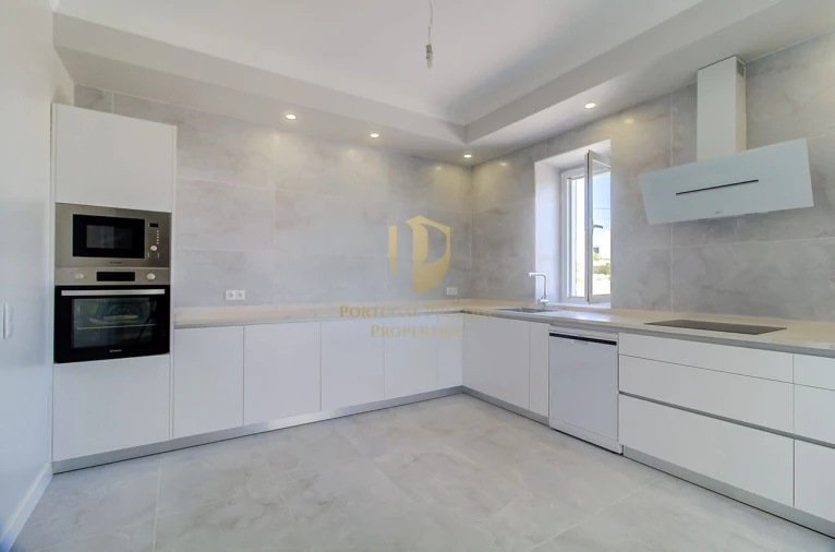 Moradia T6 para Venda em Vila Nova de Cacela Foto 5