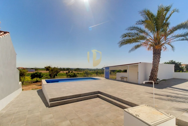 Moradia T6 para Venda em Vila Nova de Cacela Foto 26