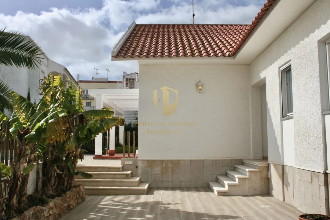 Moradia T5 para Venda em Vila Nova de Cacela Foto 6