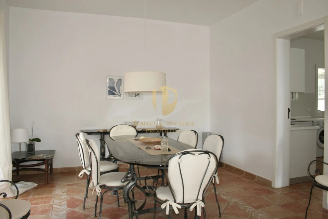 Moradia T5 para Venda em Vila Nova de Cacela Foto 10