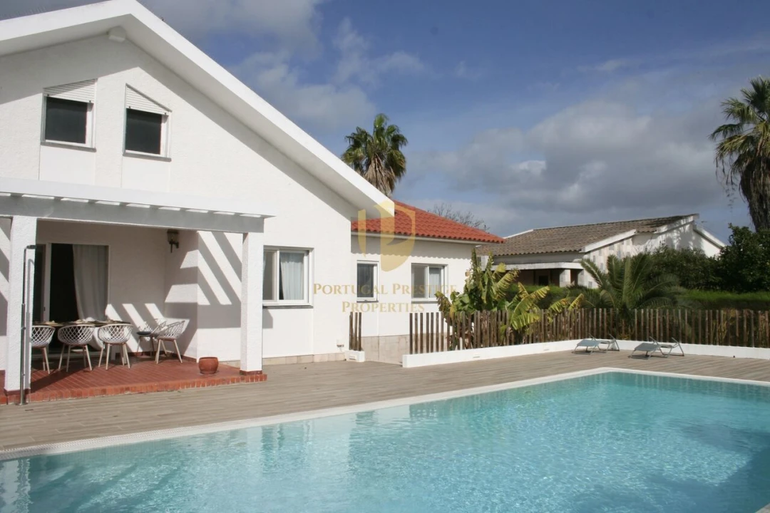 Moradia T5 para Venda em Vila Nova de Cacela Foto 1