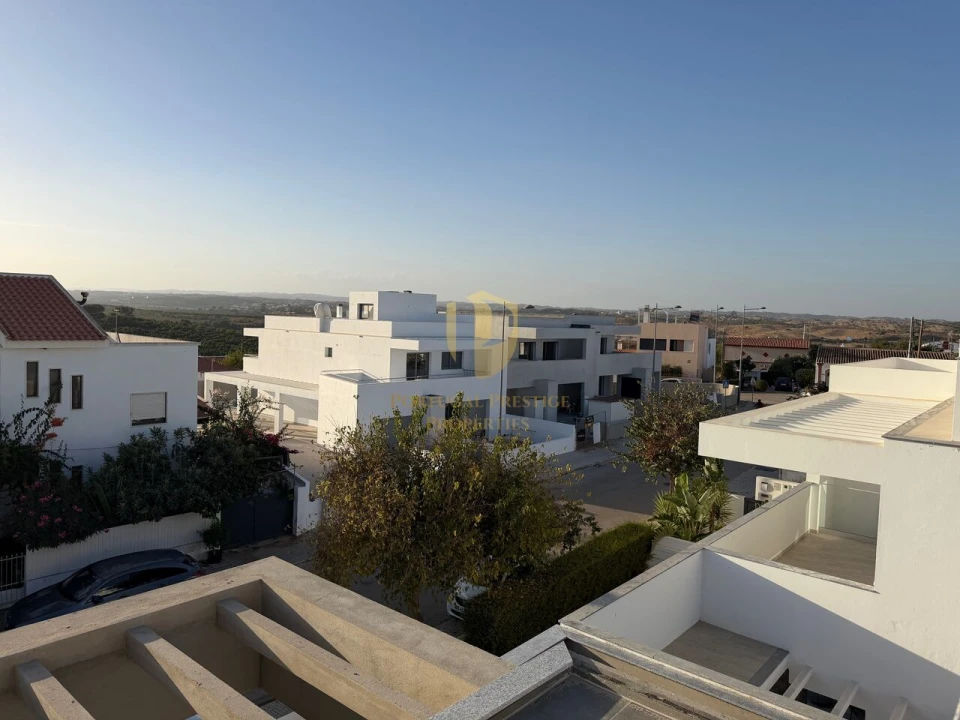 Moradia T4 para Venda em Castro Marim Foto 1