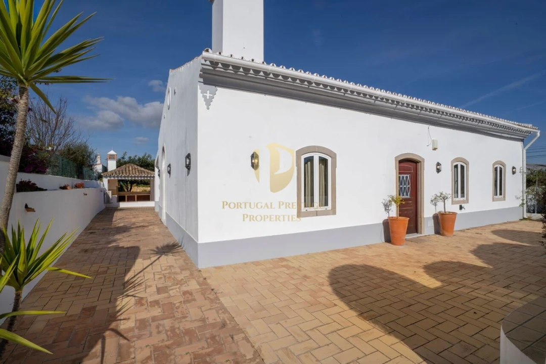 Moradia T4 para Venda em São Brás de Alportel Foto 9