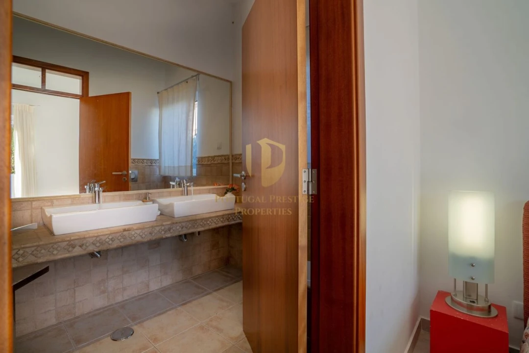 Moradia T4 para Venda em São Brás de Alportel Foto 46