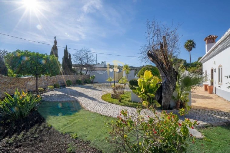 Moradia T4 para Venda em São Brás de Alportel Foto 5