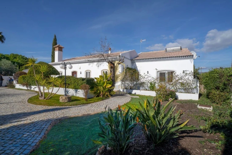 Moradia T4 para Venda em São Brás de Alportel Foto 10