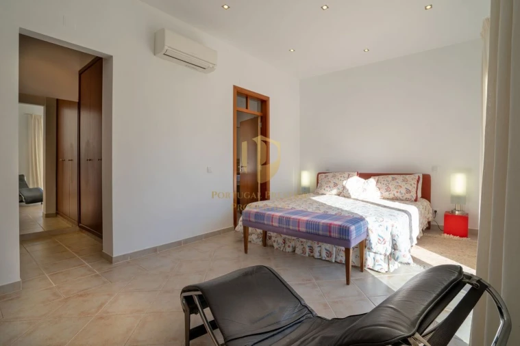 Moradia T4 para Venda em São Brás de Alportel Foto 44