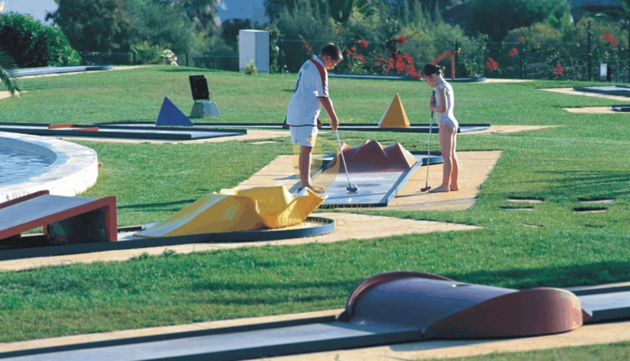 Negócio para Venda em Albufeira e Olhos de Água Foto 14