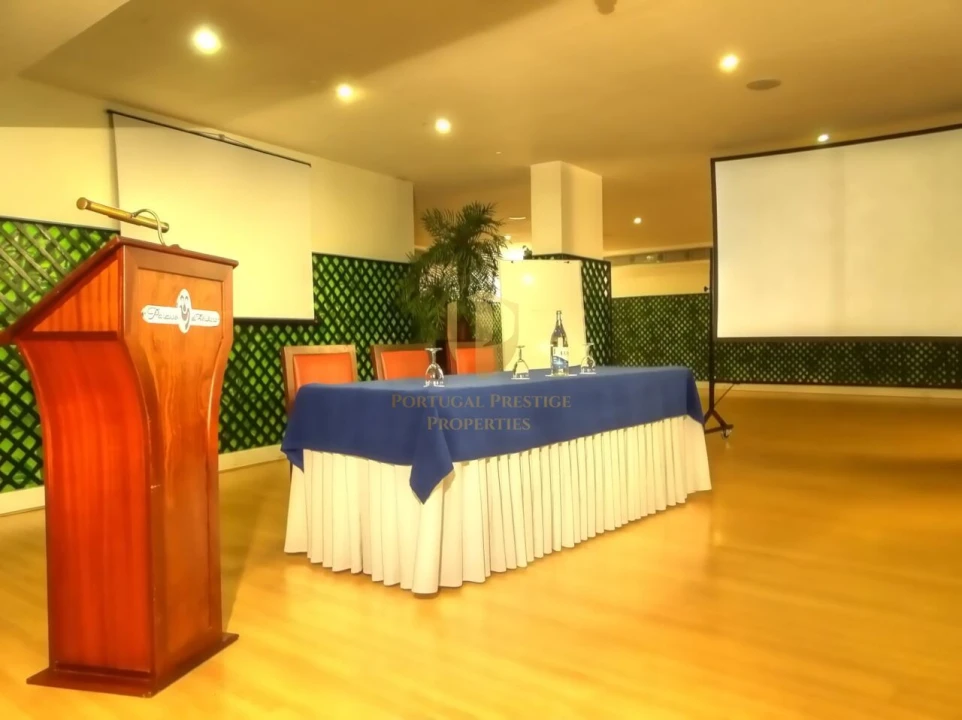 Negócio para Venda em Albufeira e Olhos de Água Foto 34