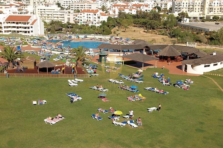 Negócio para Venda em Albufeira e Olhos de Água Foto 9