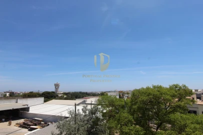 Moradia T4 para Venda em Olhão