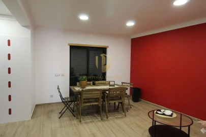 Moradia T4 para Venda em Olhão