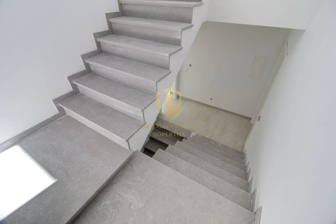 Moradia T3 para Venda em Altura Foto 24