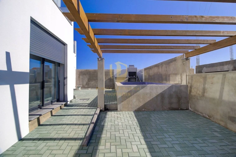 Moradia T3 para Venda em Altura Foto 10