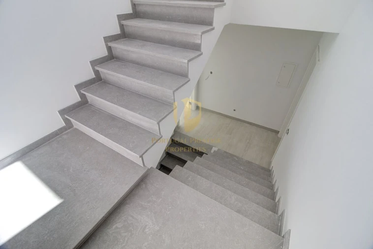 Moradia T3 para Venda em Altura Foto 24