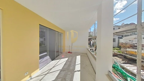 Apartamento T2 para Venda em Lagos (São Sebastião e Santa Maria)