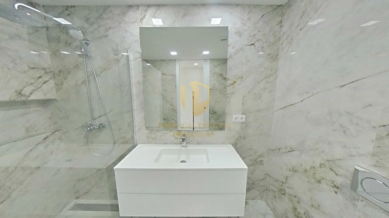 Apartamento T2 para Venda em Lagos (São Sebastião e Santa Maria) Foto 31