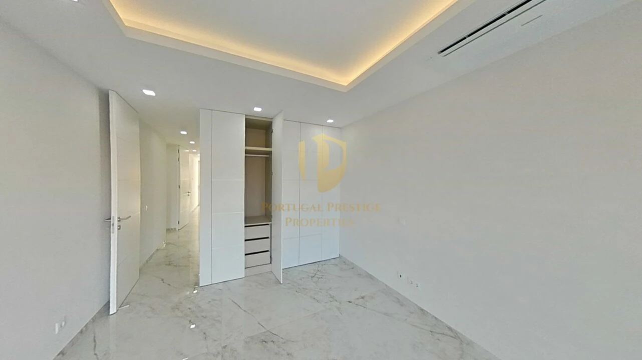 Apartamento T3 para Venda em Lagos (São Sebastião e Santa Maria) Foto 28