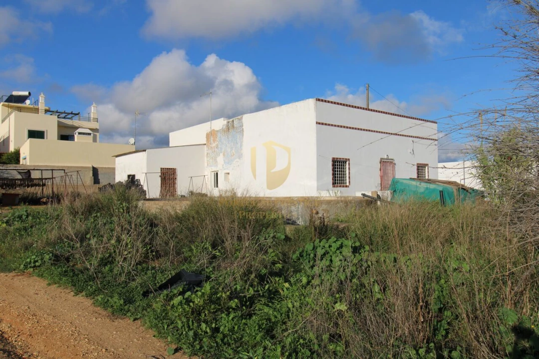 Terreno para Venda em Quelfes Foto 6