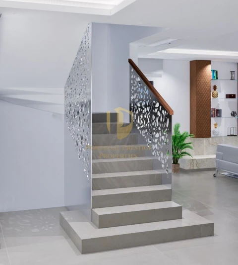 Moradia T4 para Venda em Lagos (São Sebastião e Santa Maria)