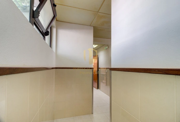 Loja para Venda em Vila Real de Santo Antonio Foto 22