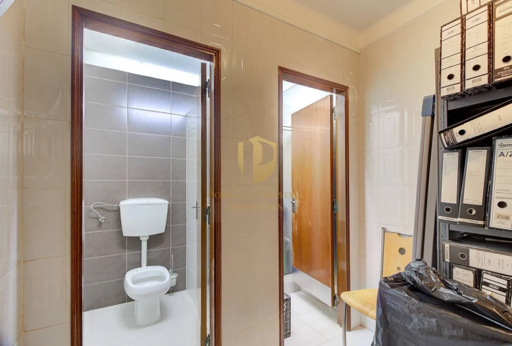 Loja para Venda em Vila Real de Santo Antonio Foto 24