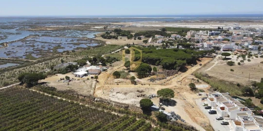 Moradia T4 para Venda em Montenegro