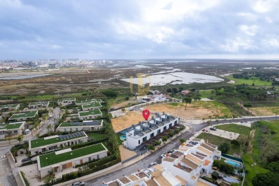 Moradia T4 para Venda em Montenegro