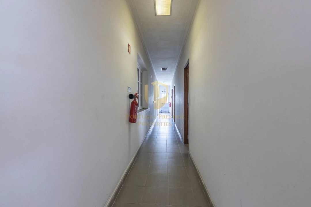 Moradia T5 para Venda em Alvalade Foto 49