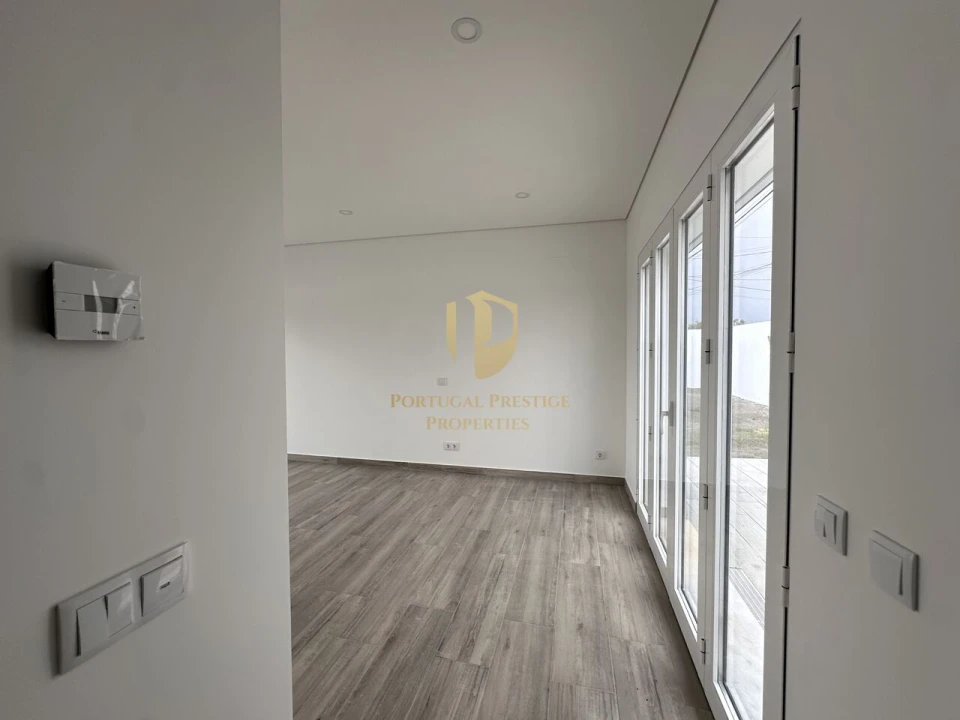 Moradia T4 para Venda em Altura Foto 18