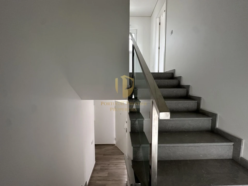 Moradia T4 para Venda em Altura Foto 23