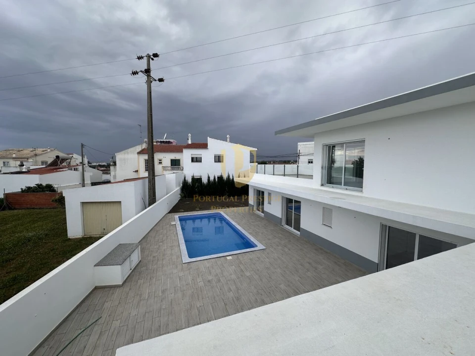 Moradia T4 para Venda em Altura Foto 45