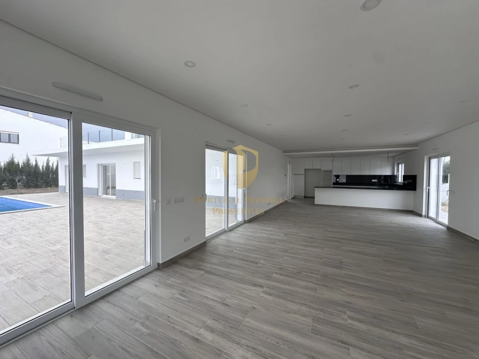 Moradia T4 para Venda em Altura Foto 52