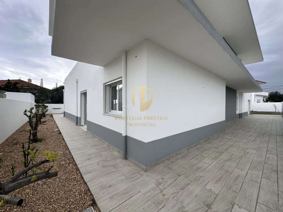 Moradia T4 para Venda em Altura Foto 57