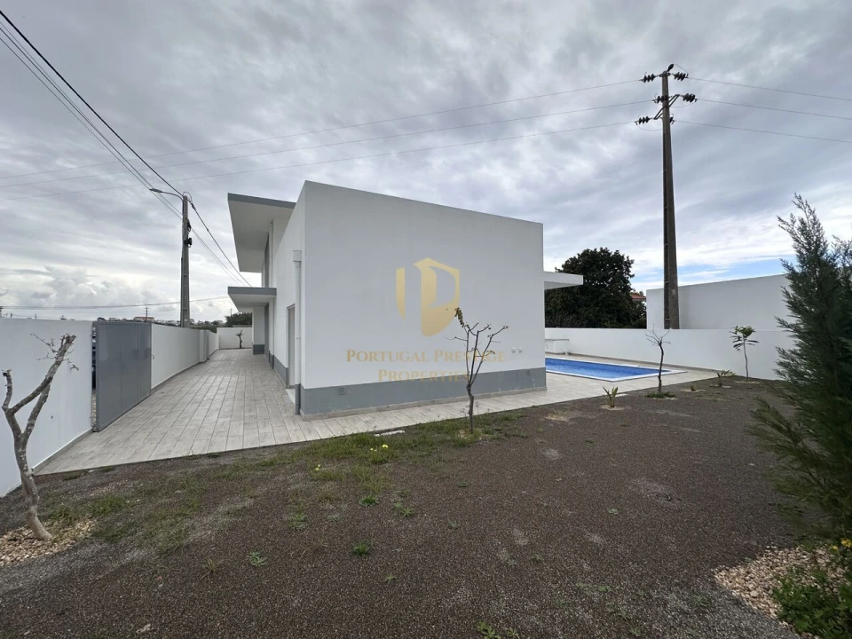 Moradia T4 para Venda em Altura Foto 59