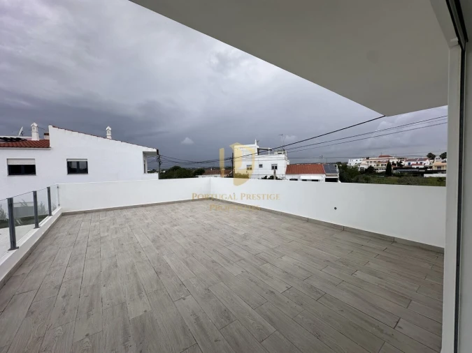 Moradia T4 para Venda em Altura Foto 32