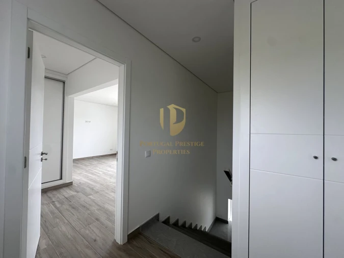 Moradia T4 para Venda em Altura Foto 36