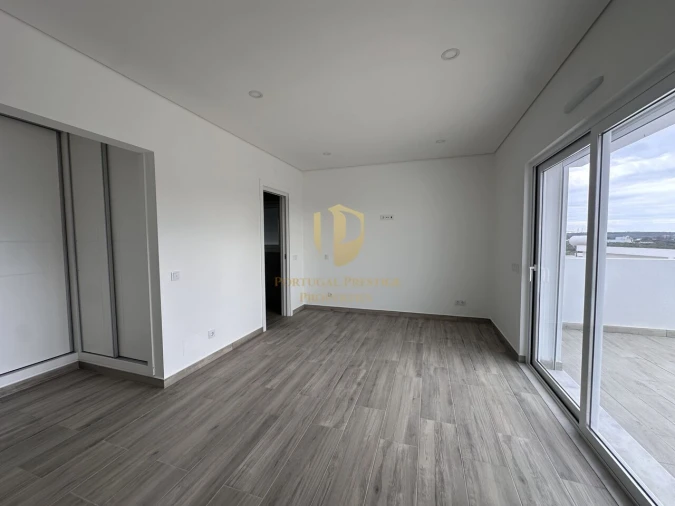 Moradia T4 para Venda em Altura Foto 38