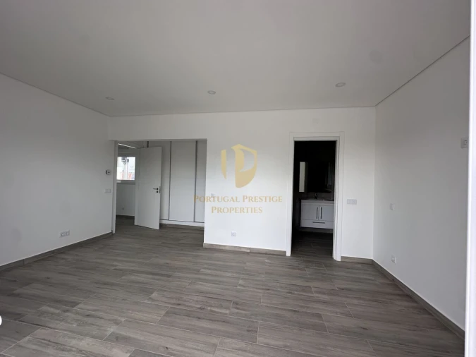 Moradia T4 para Venda em Altura Foto 41