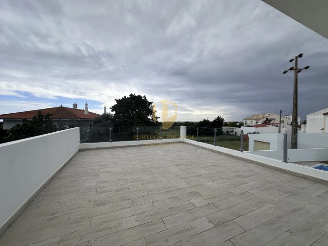 Moradia T4 para Venda em Altura Foto 42