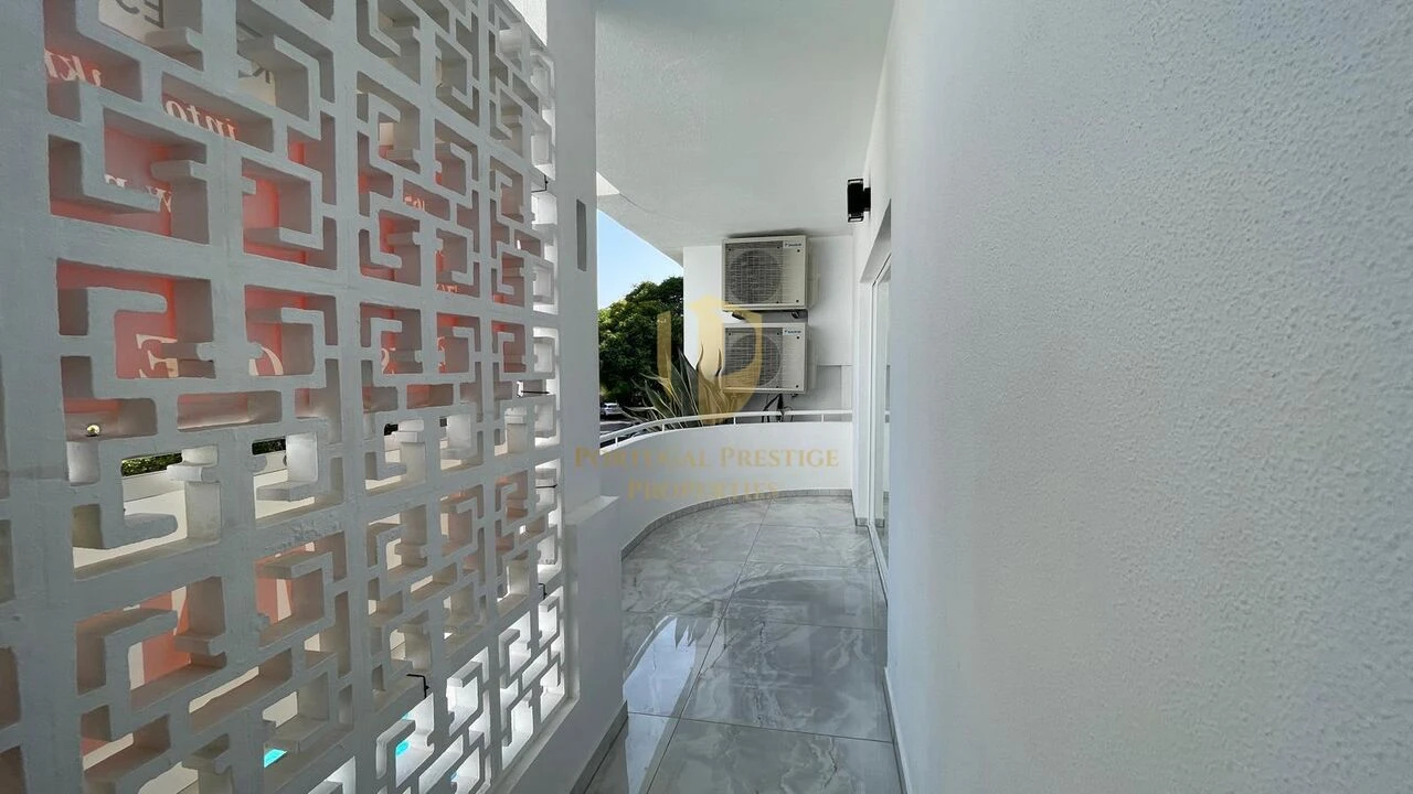 Apartamento T3 para Venda em Quarteira Foto 23