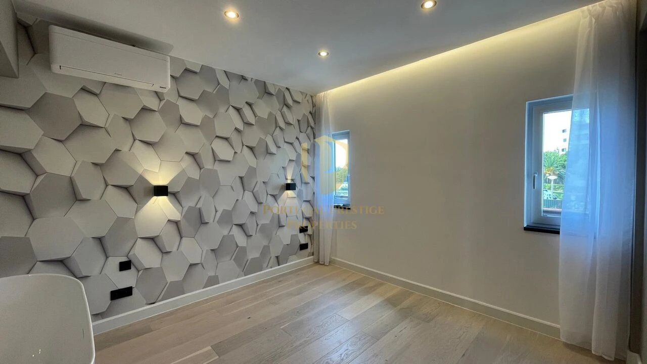Apartamento T3 para Venda em Quarteira Foto 27