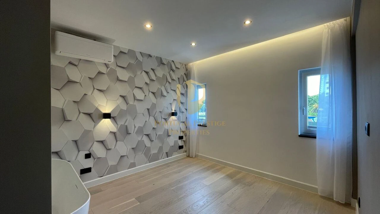 Apartamento T3 para Venda em Quarteira Foto 9